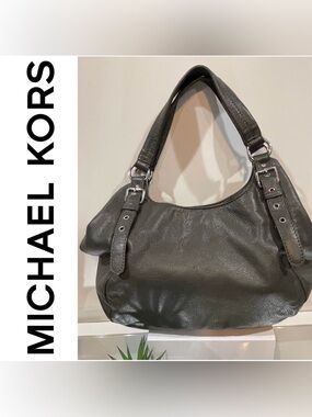 Michael Kors Gray Leather shluld bag
